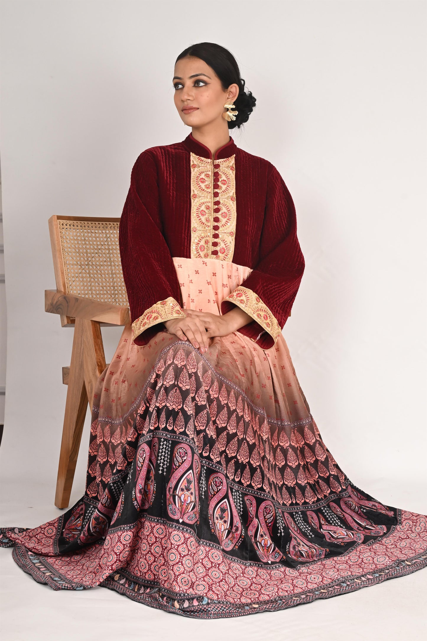 LENORE VELVET SET BEIGE WITH JACKET-delivery in 3 to 4 days