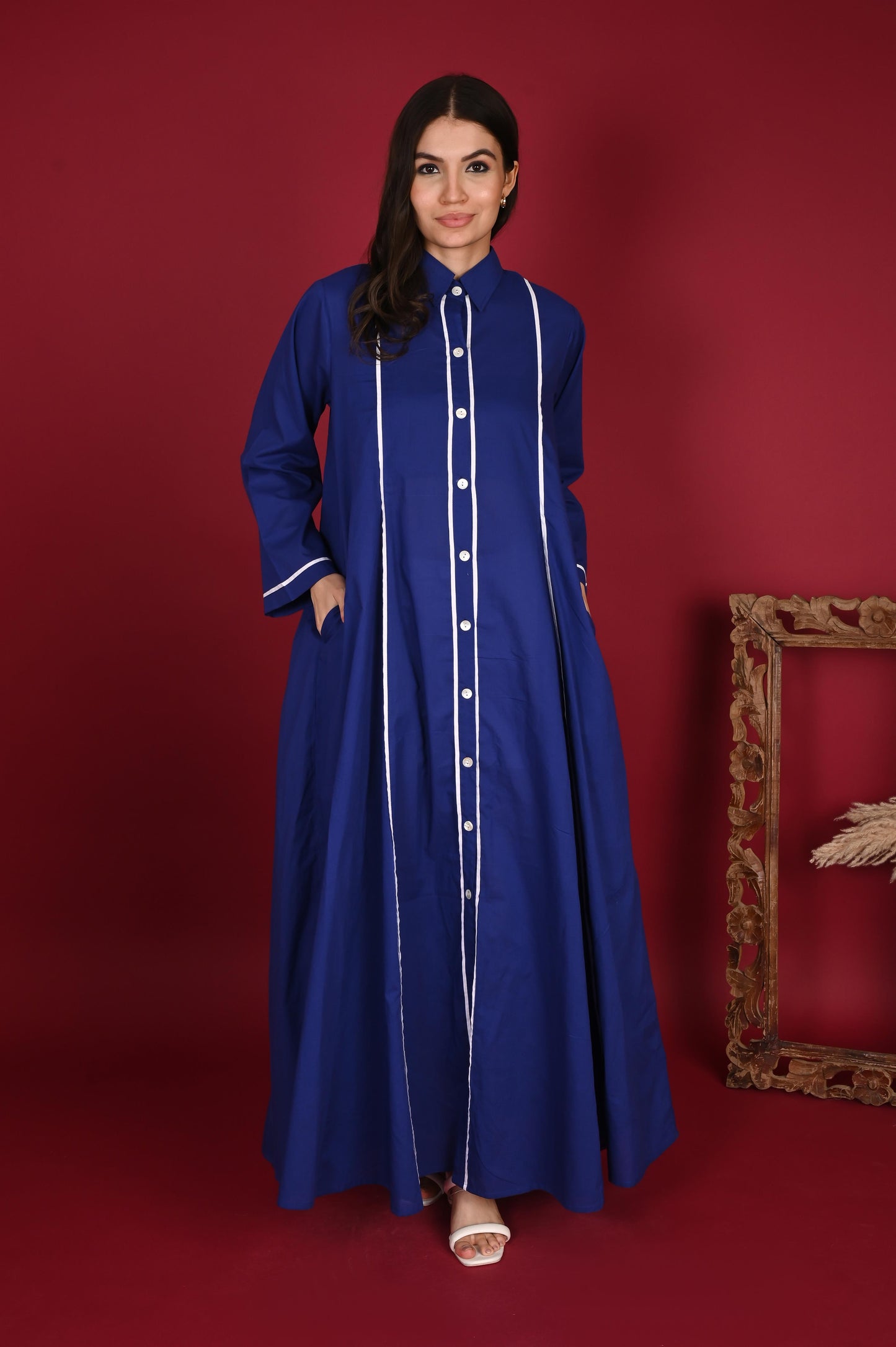 EVA Royal blue and white