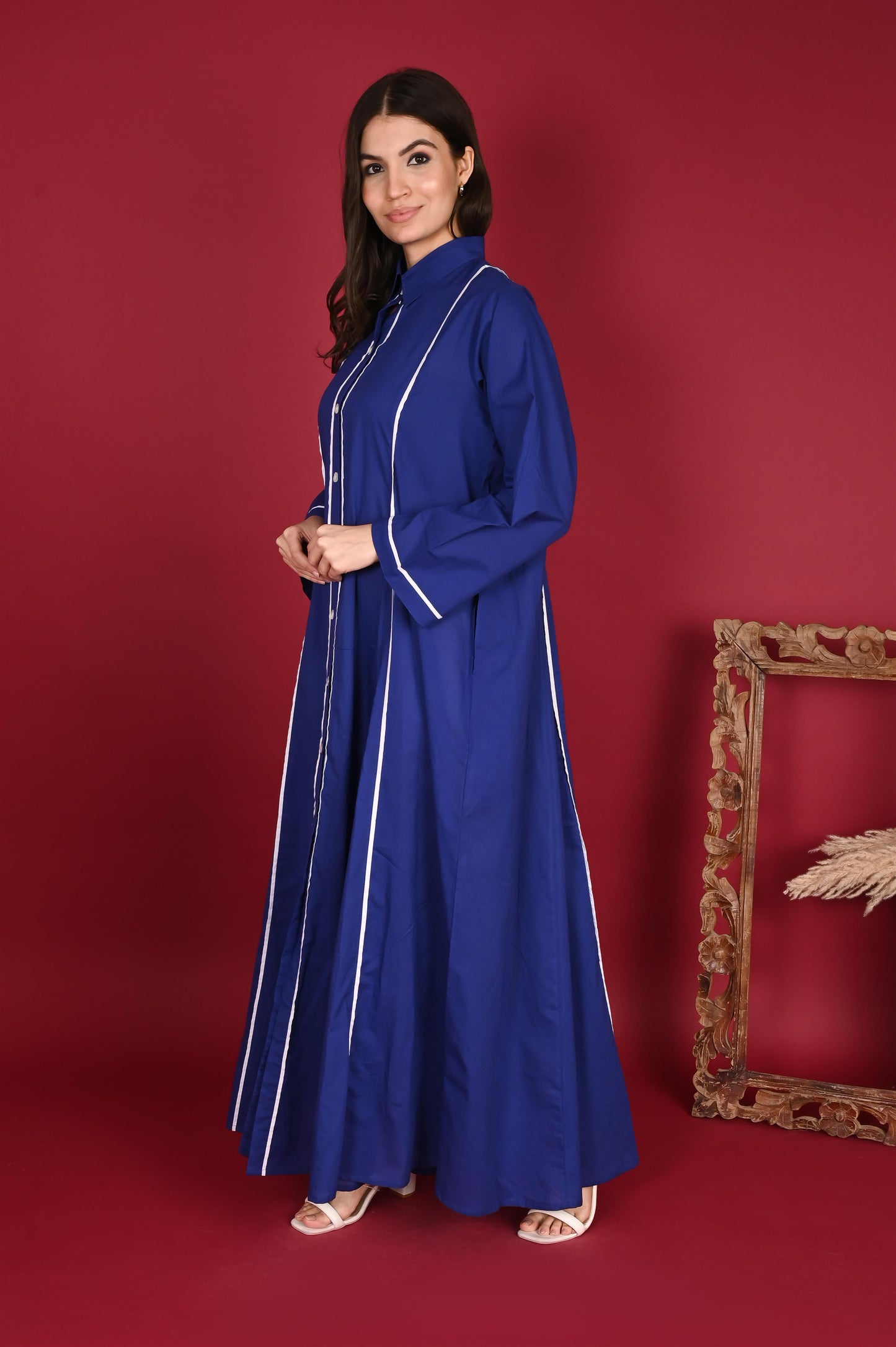 EVA Royal blue and white