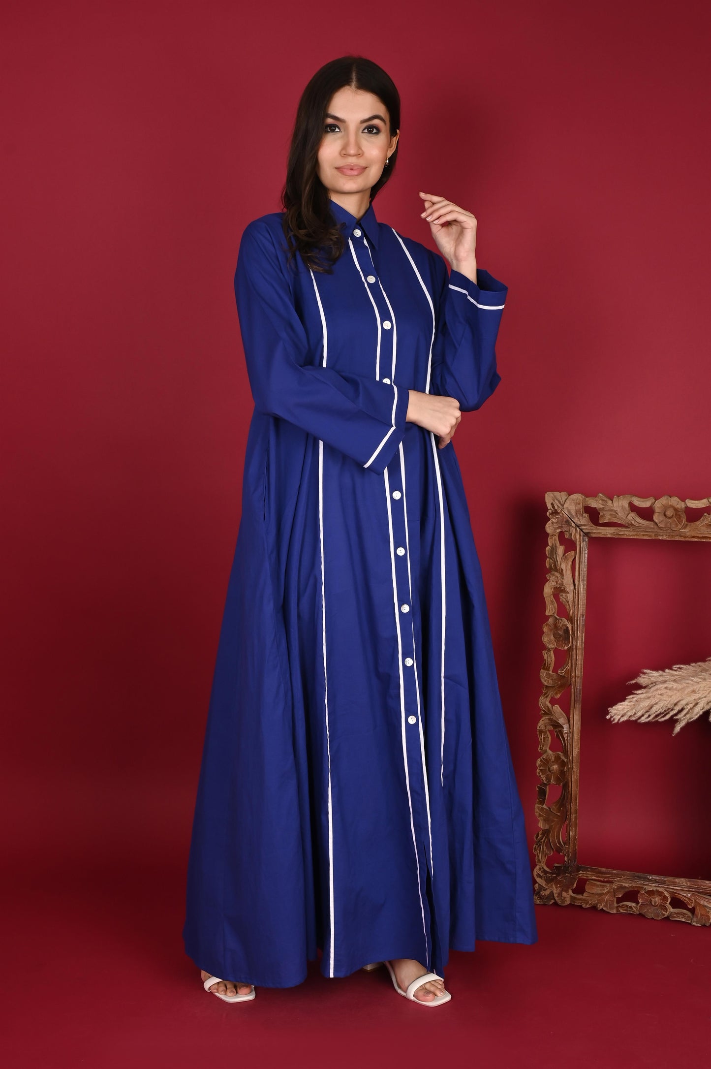 EVA Royal blue and white