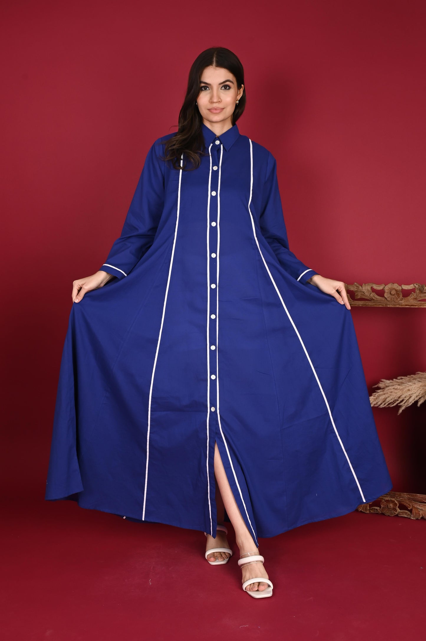 EVA Royal blue and white