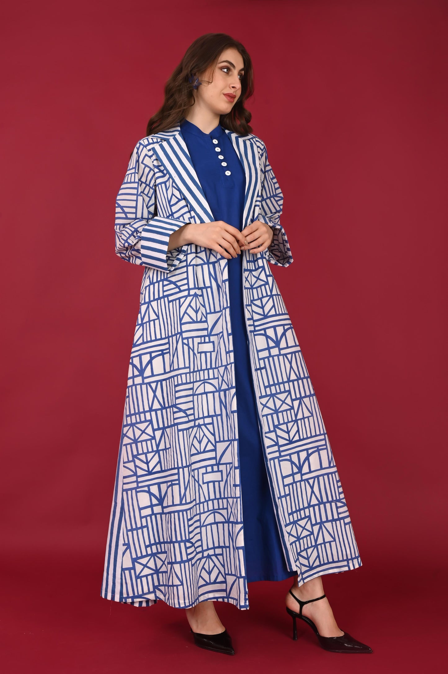 Avaia Abaya Set-delivery in 7 to 10 days