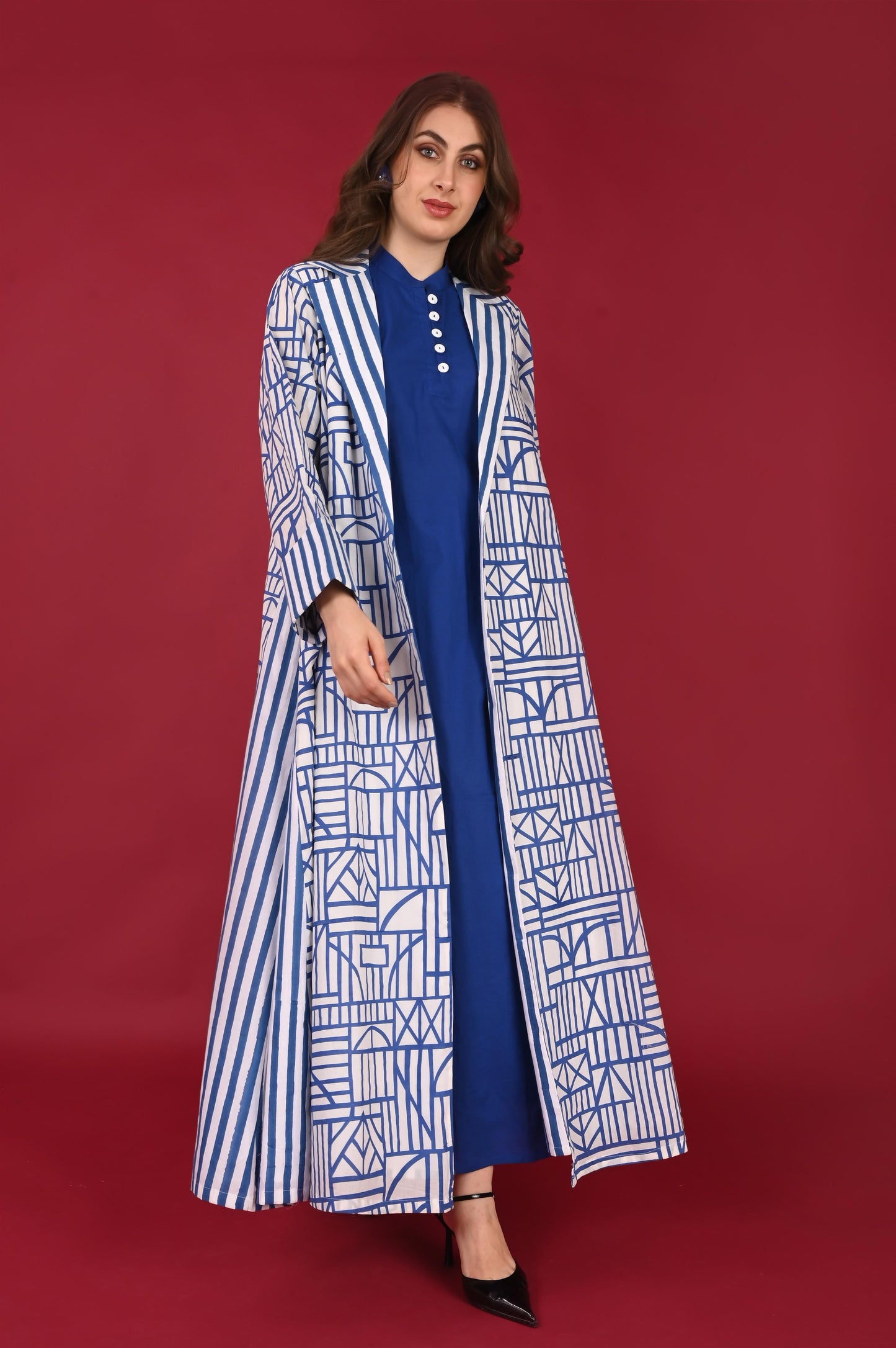 Avaia Abaya Set-delivery in 7 to 10 days