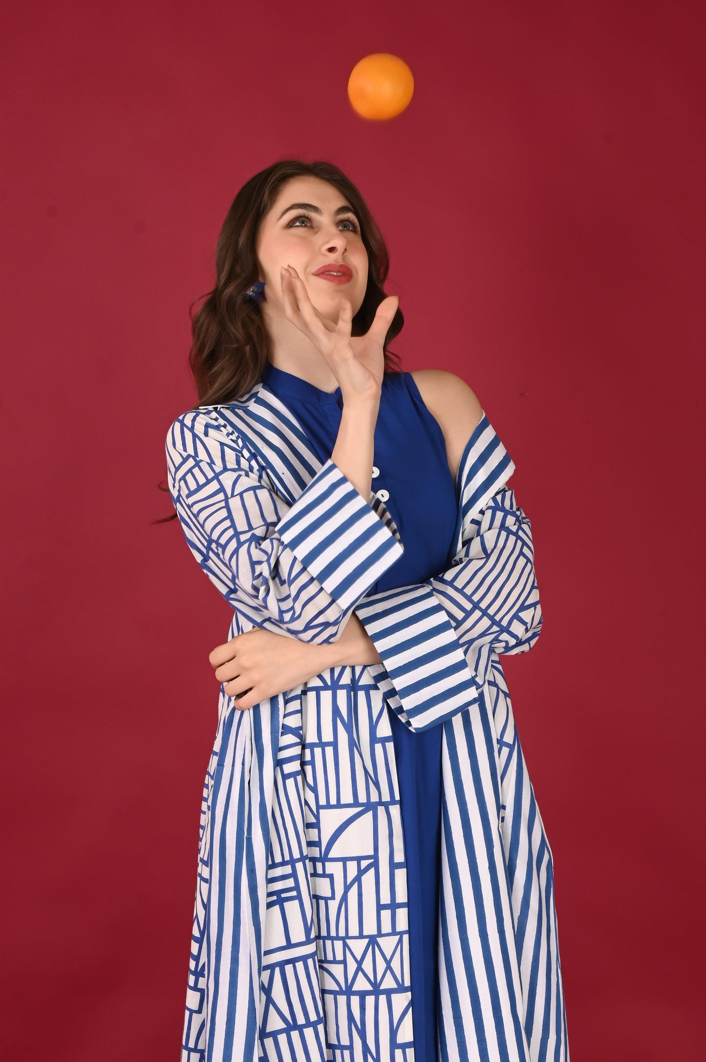 Avaia Abaya Set-delivery in 7 to 10 days