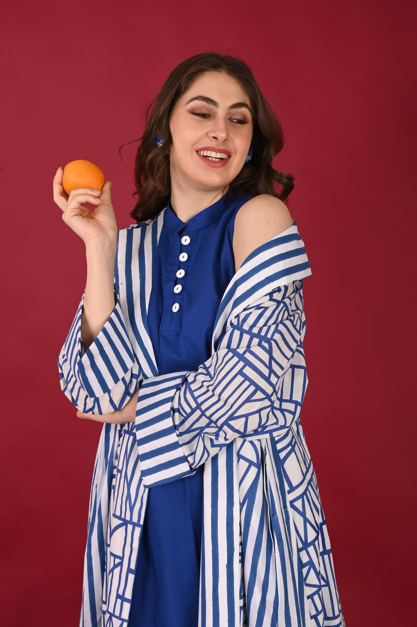 Avaia Abaya Set-delivery in 7 to 10 days