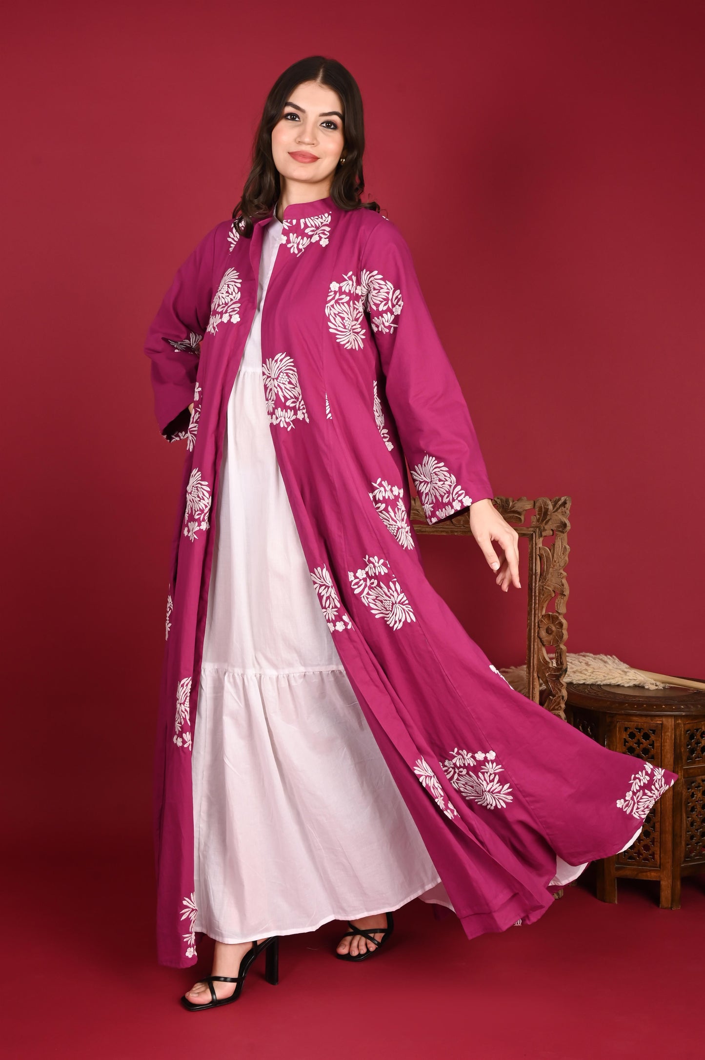 Sarayah set fuscia-delivery in 7 to 10 days