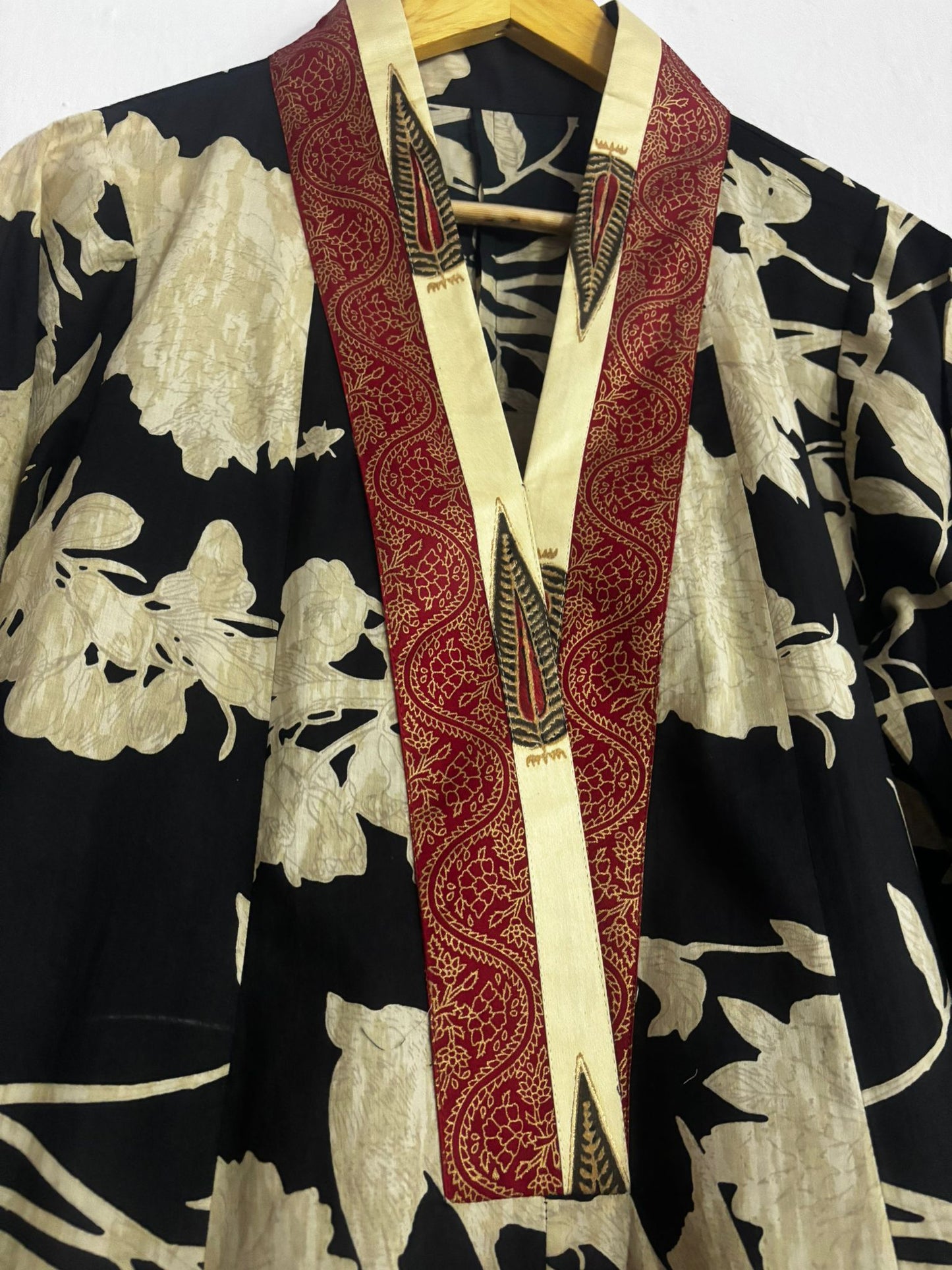 Radhe black and beige-delivery in 7 to 10 days