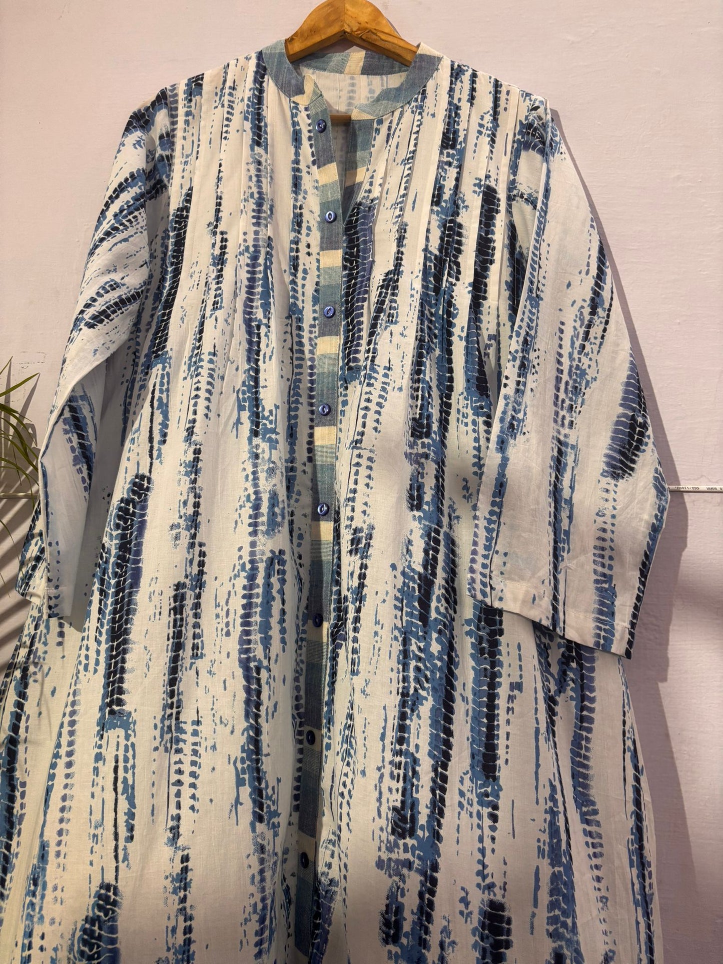 Isha Tie dye cotton kaftan-delivery in 7 to 10 days