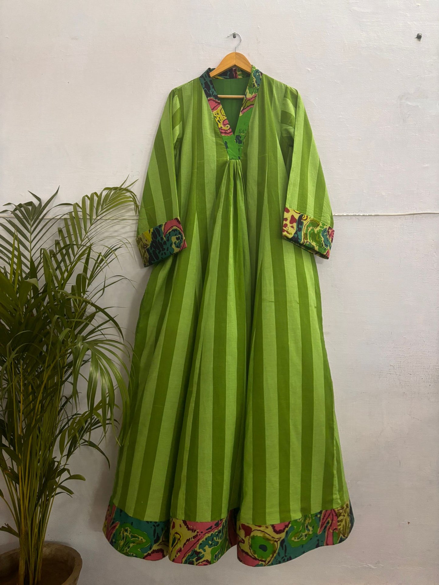 Isha green-delivery in 7 to 10 days