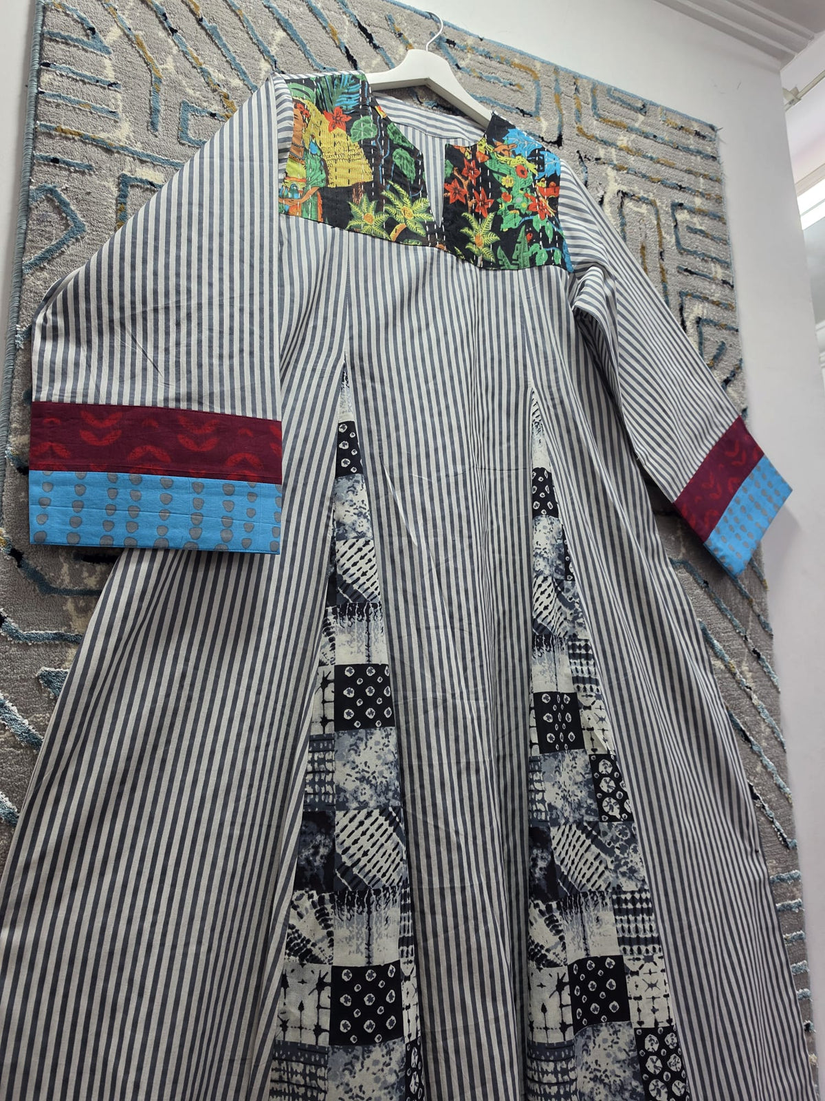 SUHA GREY Delivery in 7 to 10 days