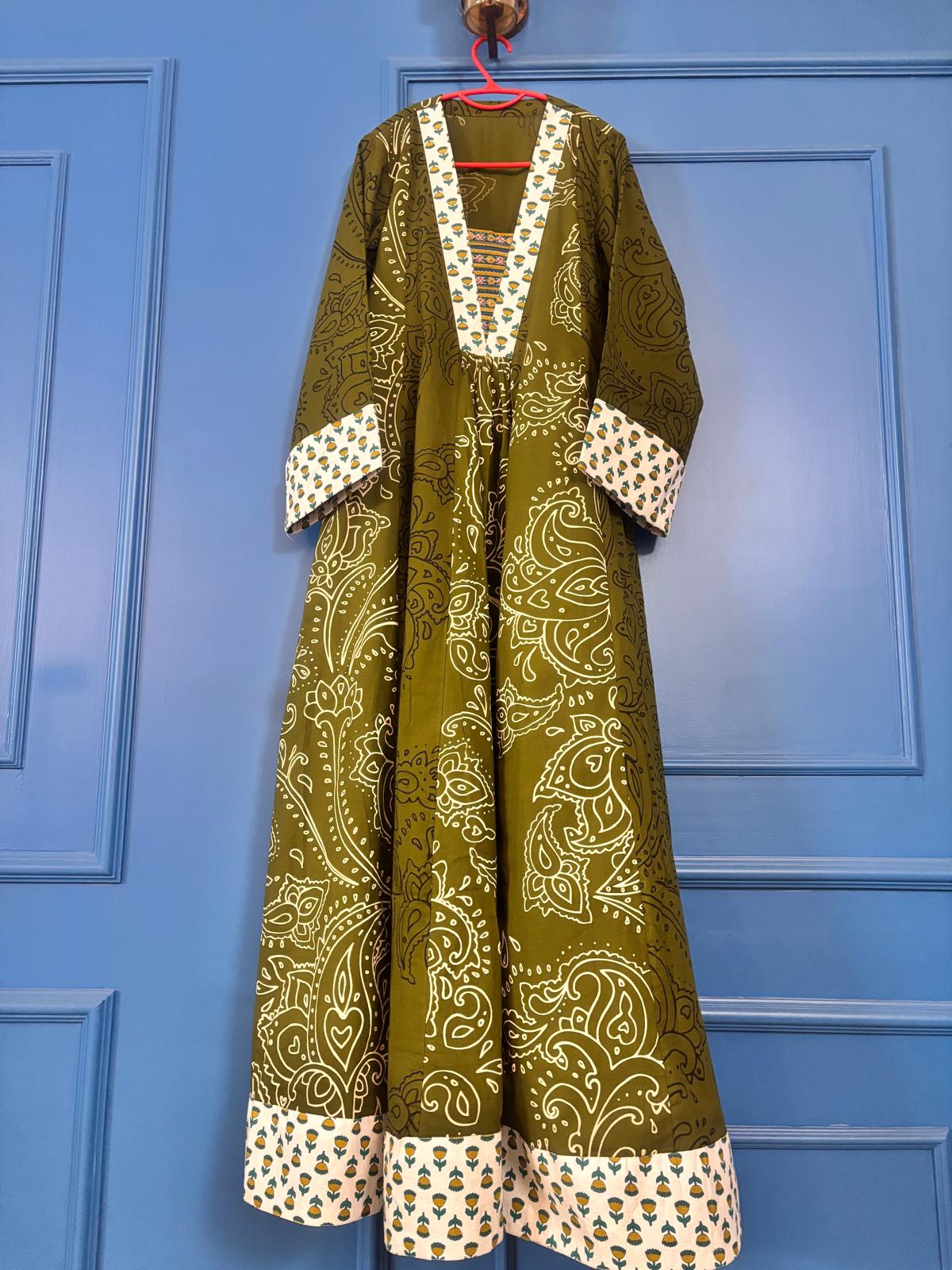 Radhe green painted-Delivery in 7 to 10 days
