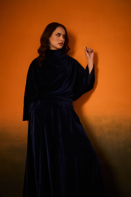 EMA  BLUE top and skirt -DELIVERY IN 10 TO 12 DAYS