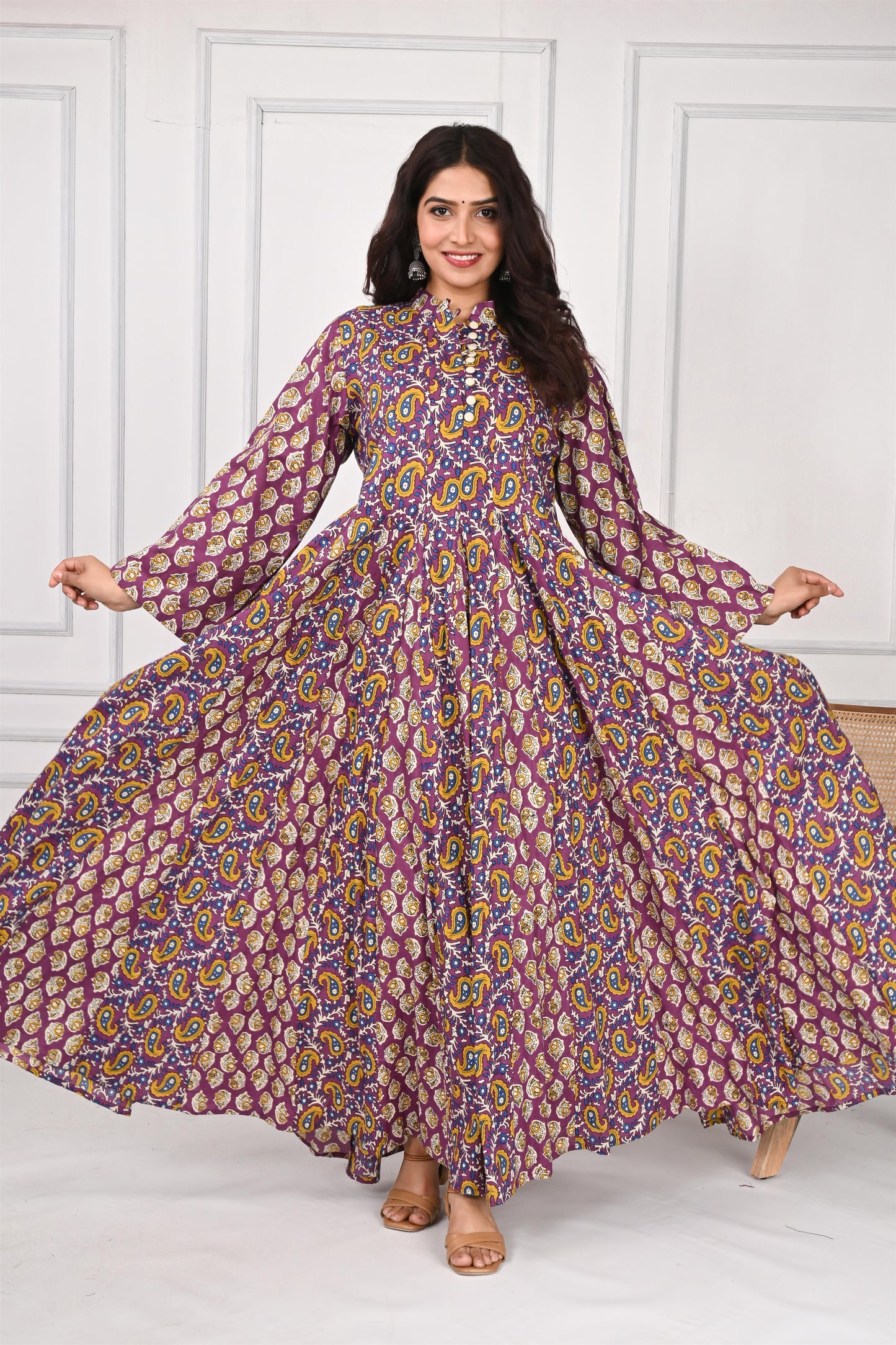 INAYA