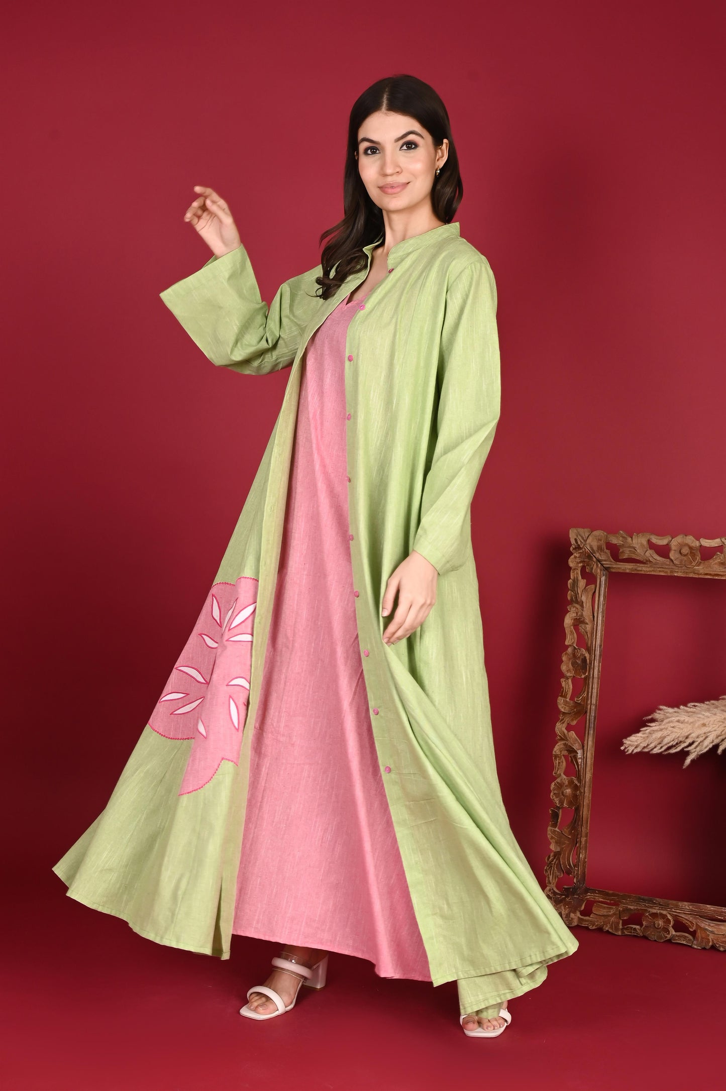 VAYU SET WOVEN COTTON APPLIQUE GREEN AND PINK