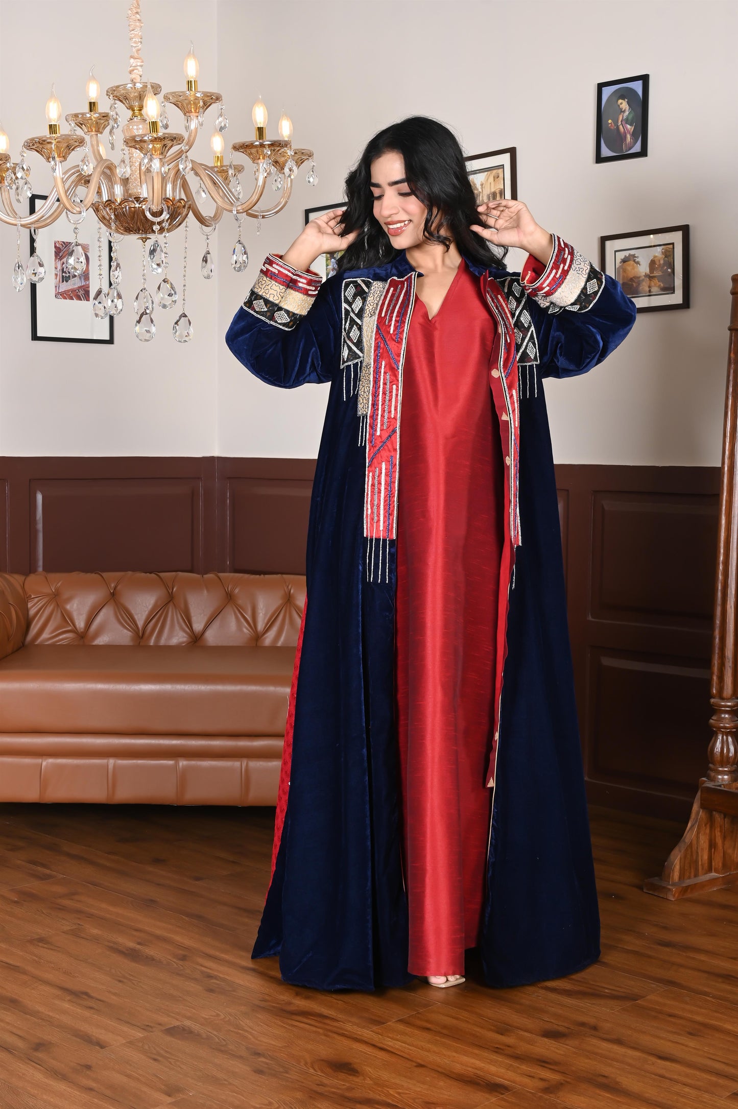 CERA  velvet  BISHT set