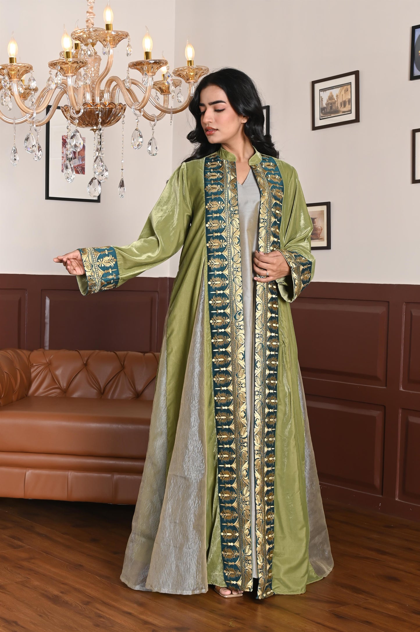 Sina velvet  BISHT set