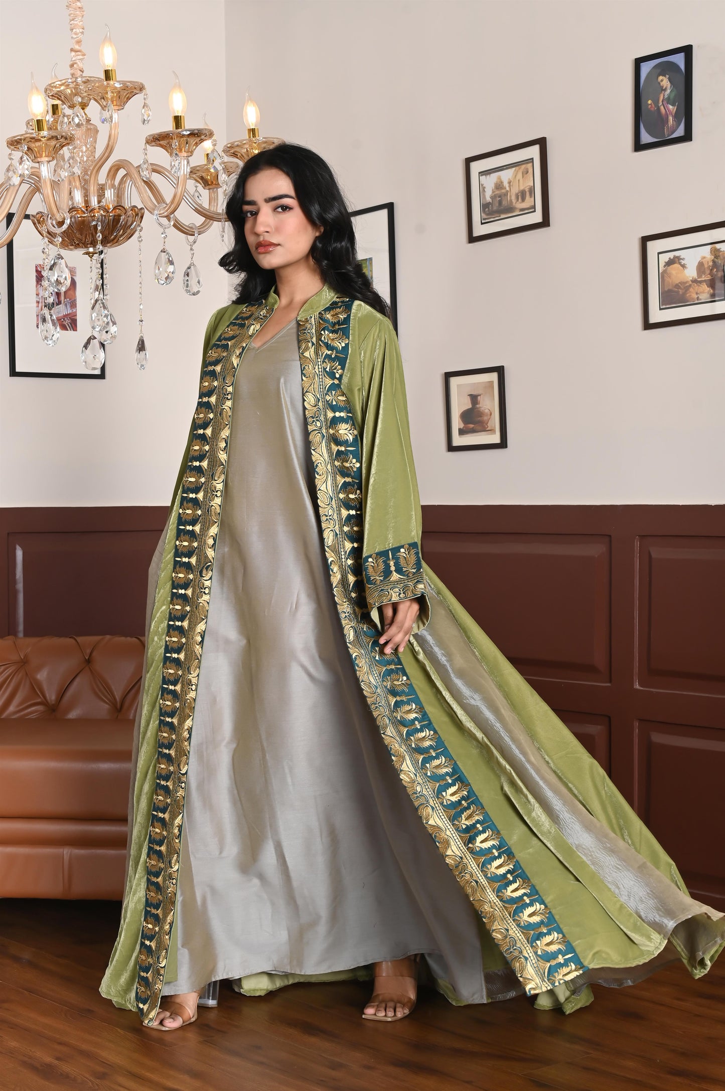 Sina velvet  BISHT set