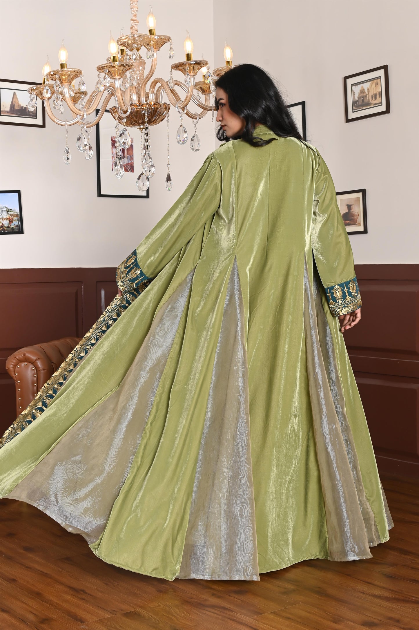 Sina velvet  BISHT set