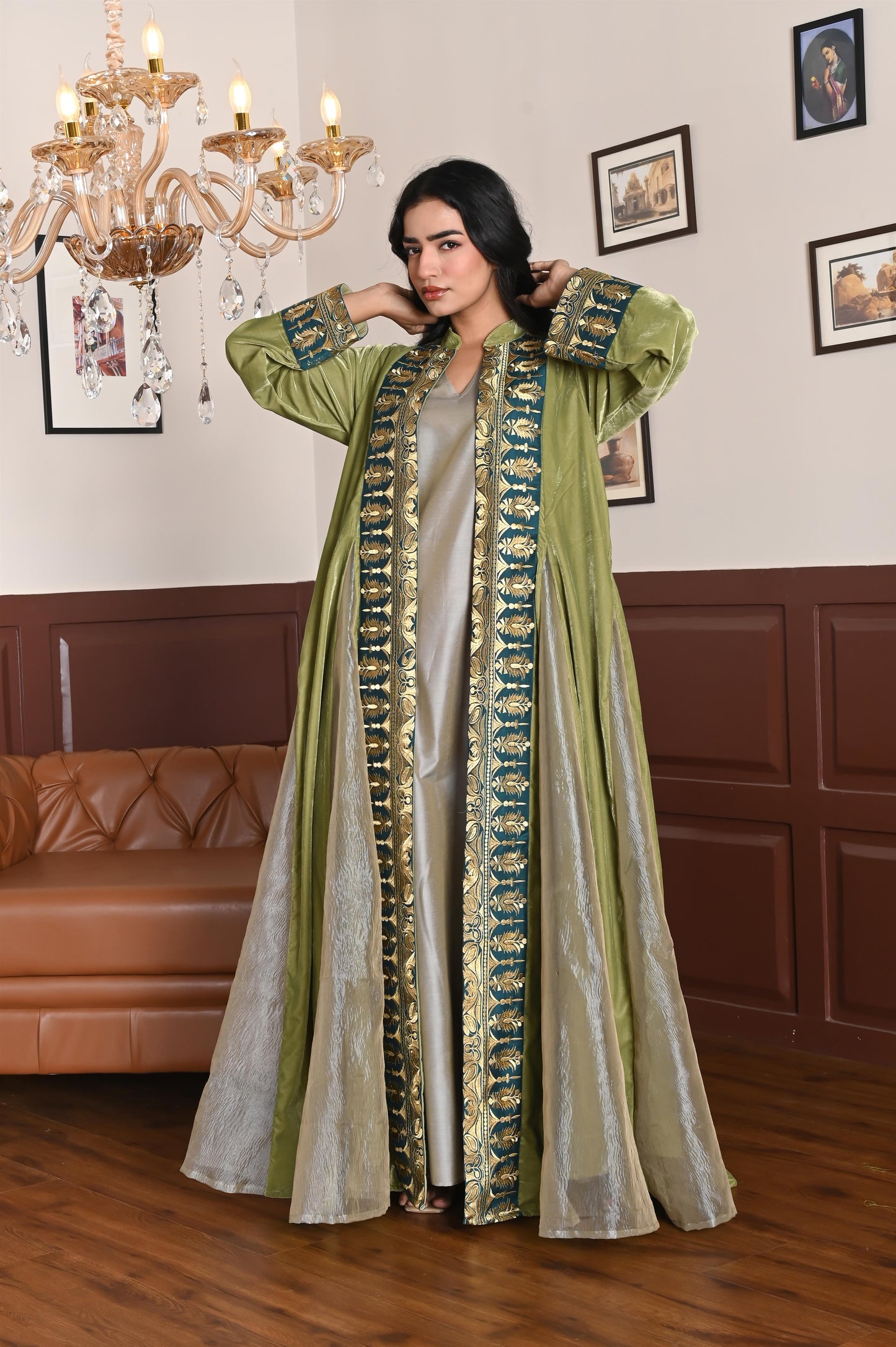 Sina velvet  BISHT set