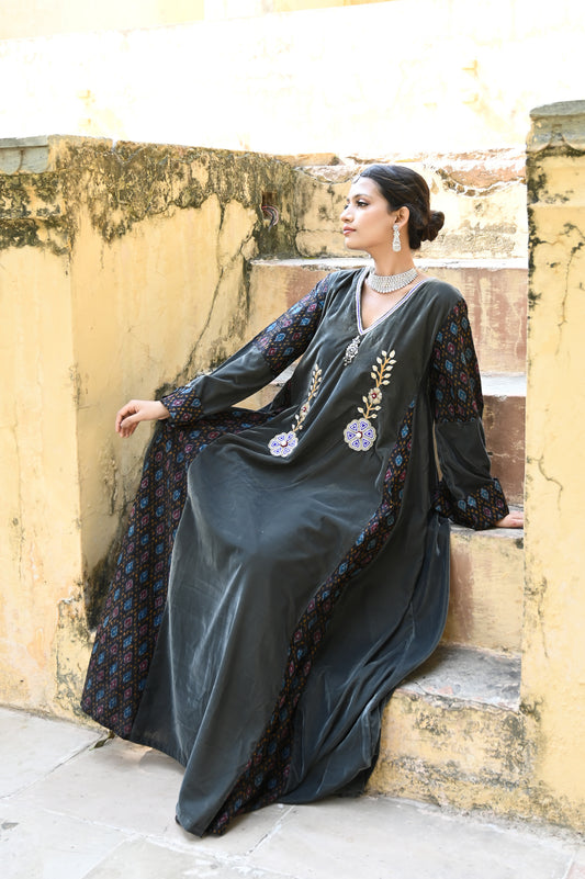 Amira collection 09