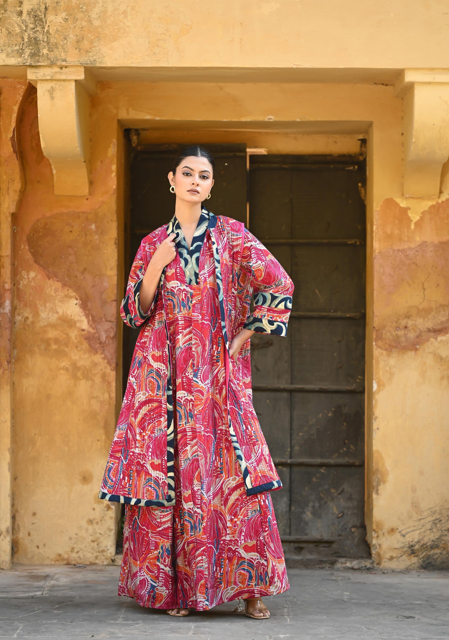 INA -SAME DAY DELIVERY-قفطان من القطن والحرير مع جاكيت شتوي مبطّن