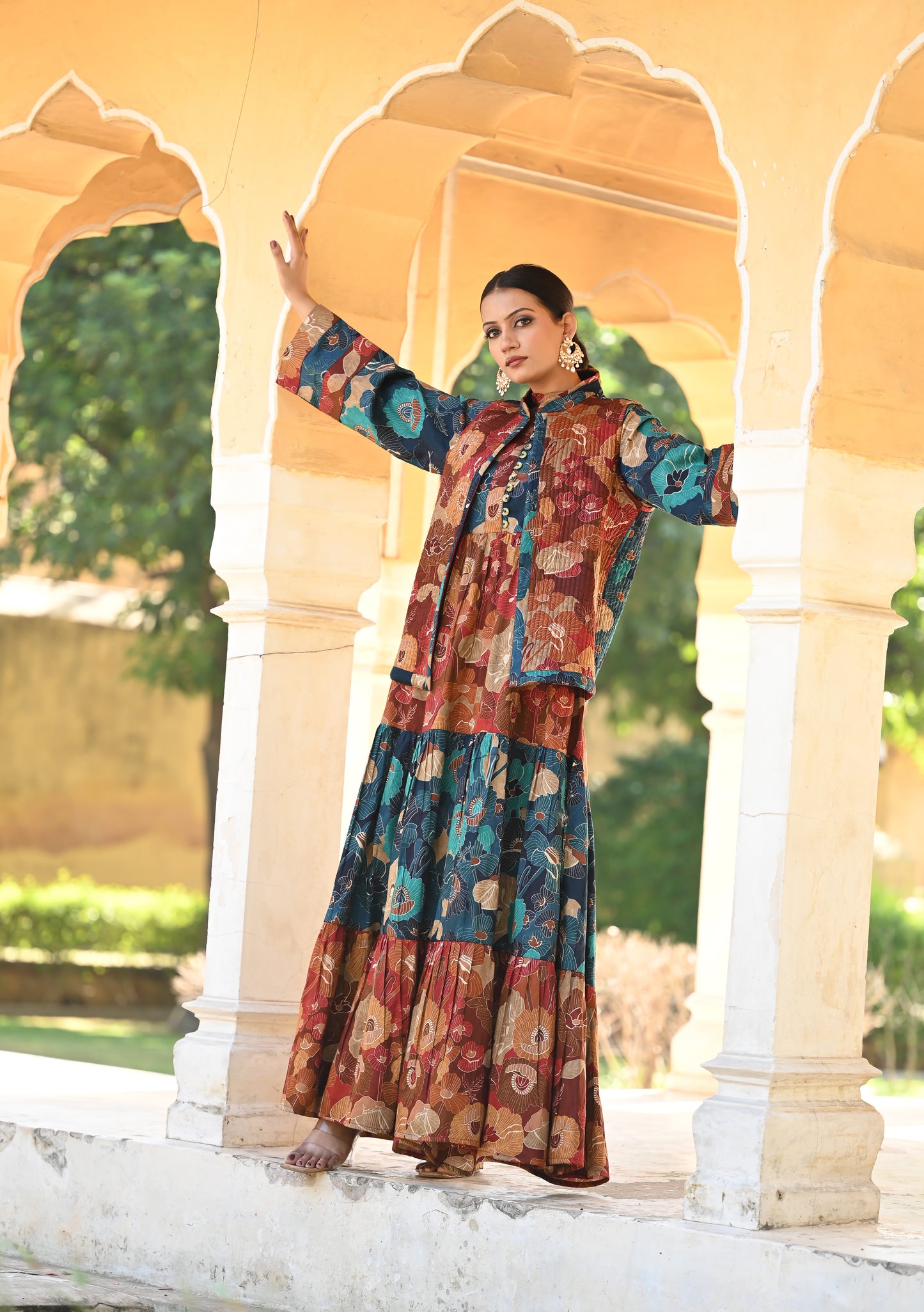 SASHA SET--DELIVERY IN 1 OR 2 DAYS-قفطان من القطن والحرير مع جاكيت شتوي مبطّن