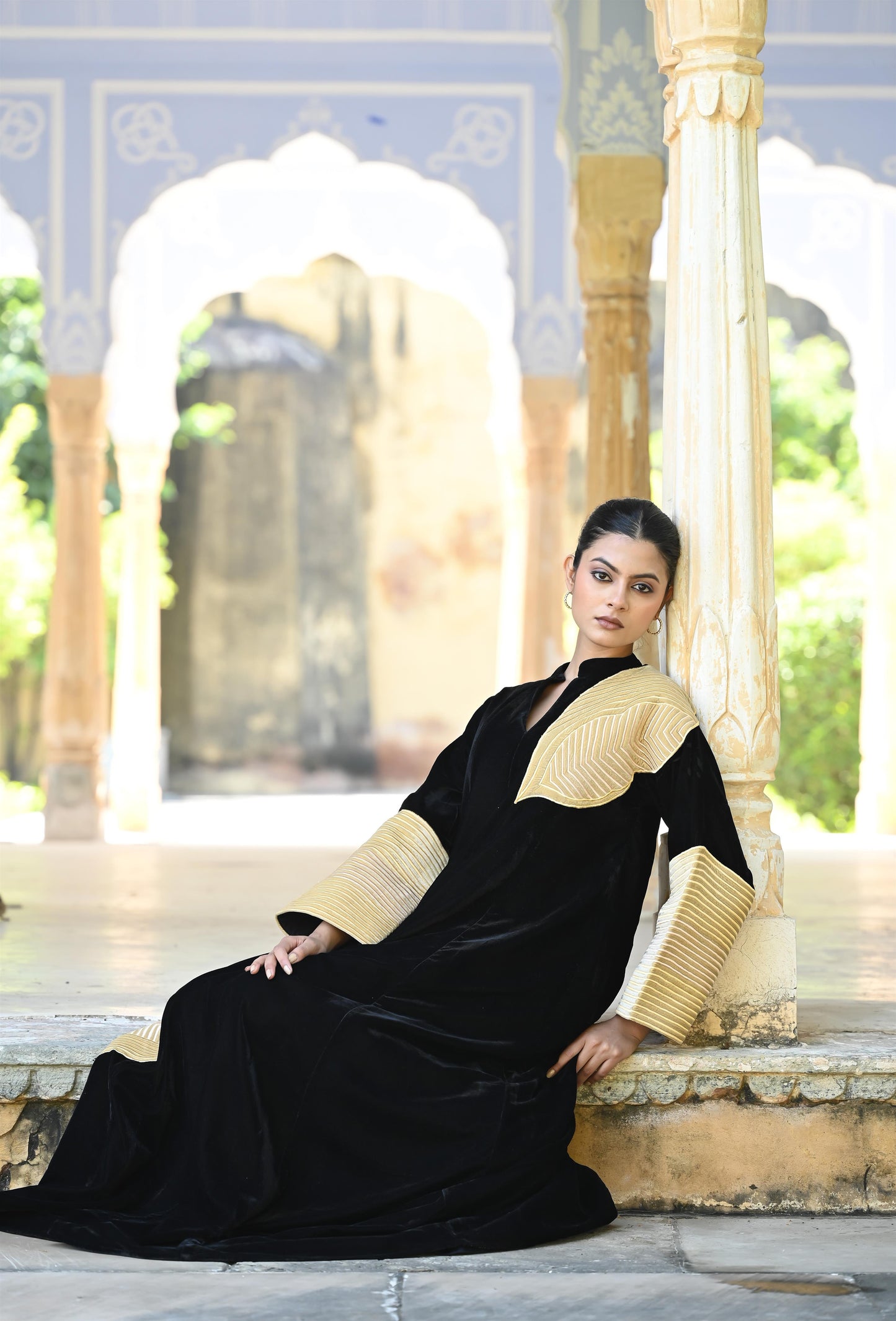 ERAYA VELVET BLACK-DELIVERY IN 2 weeks