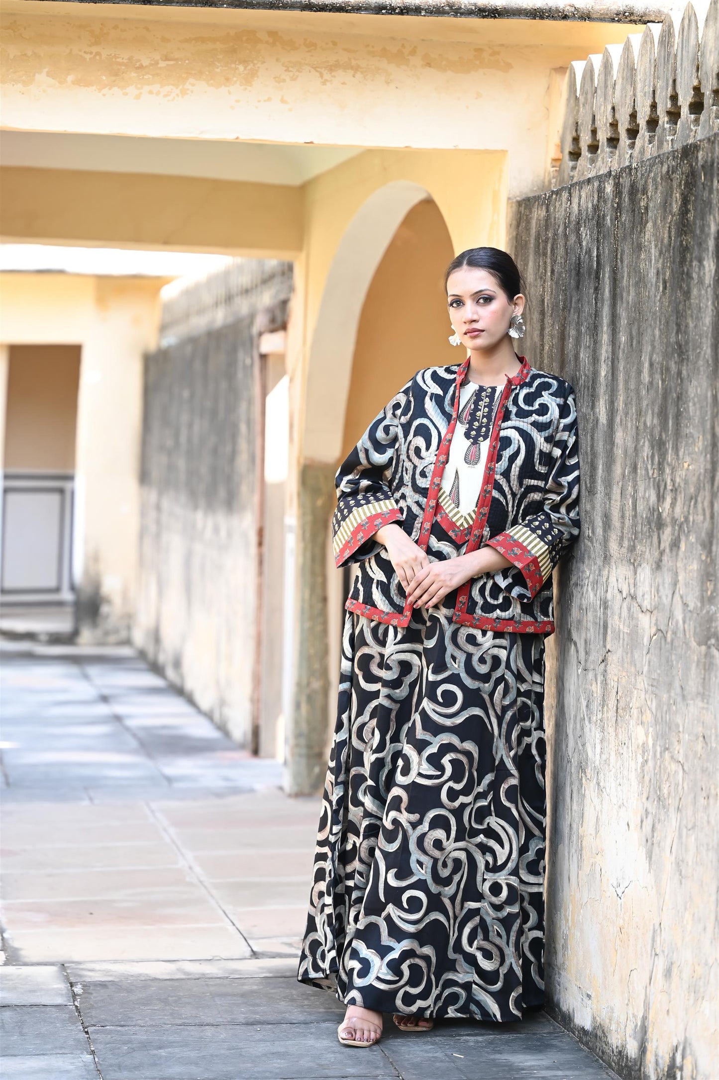 PRAVI-DELIVERY IN 1 OR 2 DAYS-قفطان من القطن والحرير مع جاكيت شتوي مبطّن