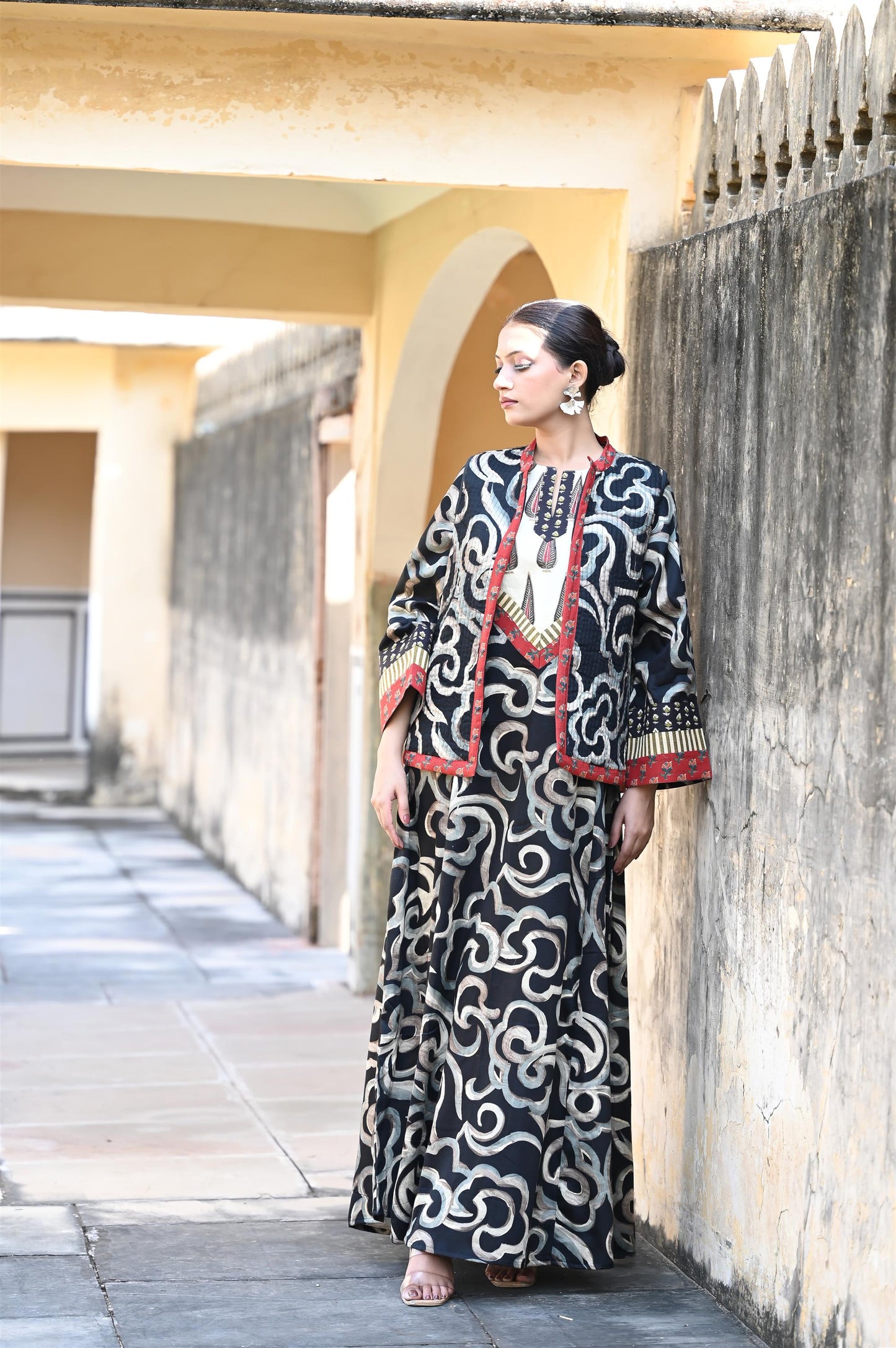 PRAVI-DELIVERY IN 1 OR 2 DAYS-قفطان من القطن والحرير مع جاكيت شتوي مبطّن