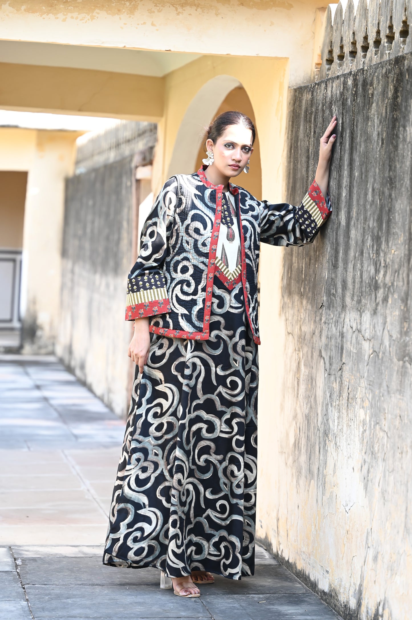 PRAVI-DELIVERY IN 1 OR 2 DAYS-قفطان من القطن والحرير مع جاكيت شتوي مبطّن