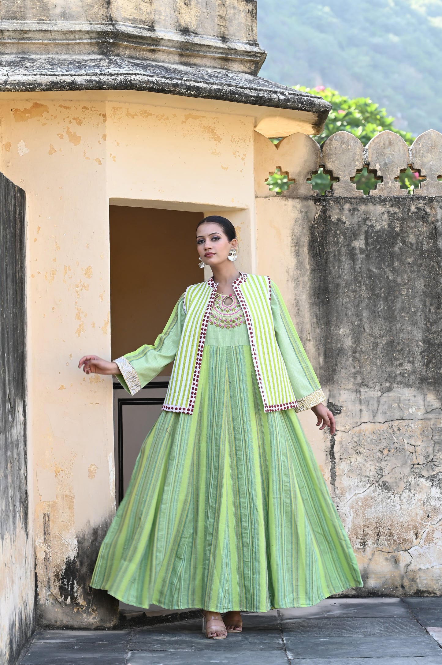 SERAYA SET GREEN-delivery in 7 to 10 days