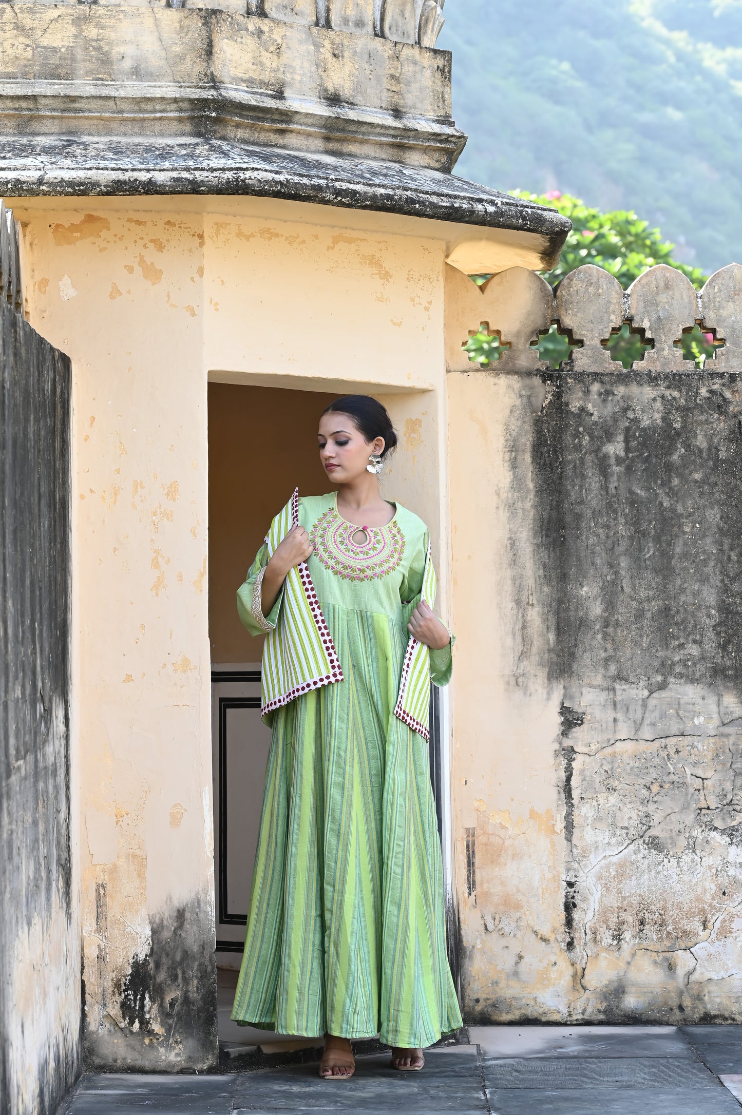 SERAYA SET GREEN-delivery in 7 to 10 days