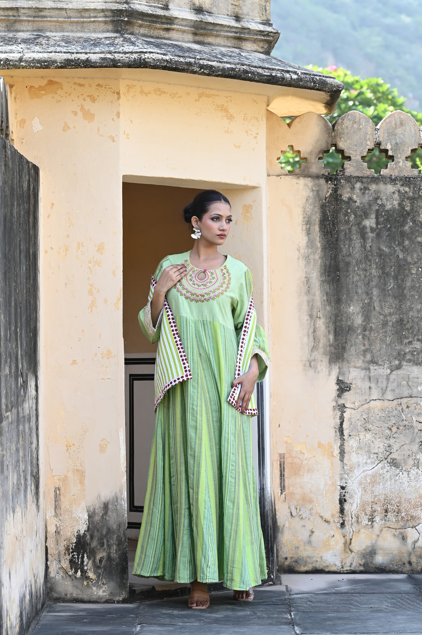 SERAYA SET GREEN-delivery in 7 to 10 days