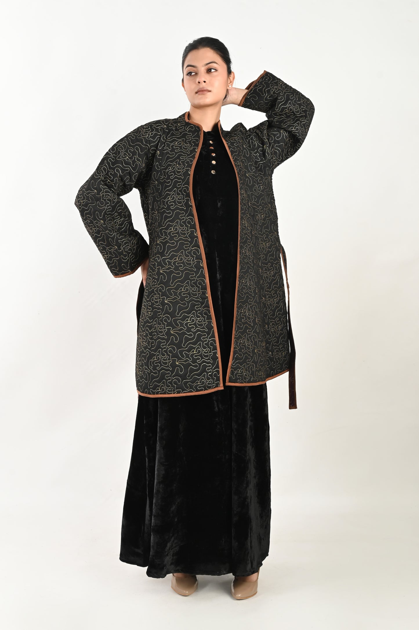 AGNI-VELVET KAFTAN AND JACKET SET-DELIVERY IN 7 TO 10 DAYS