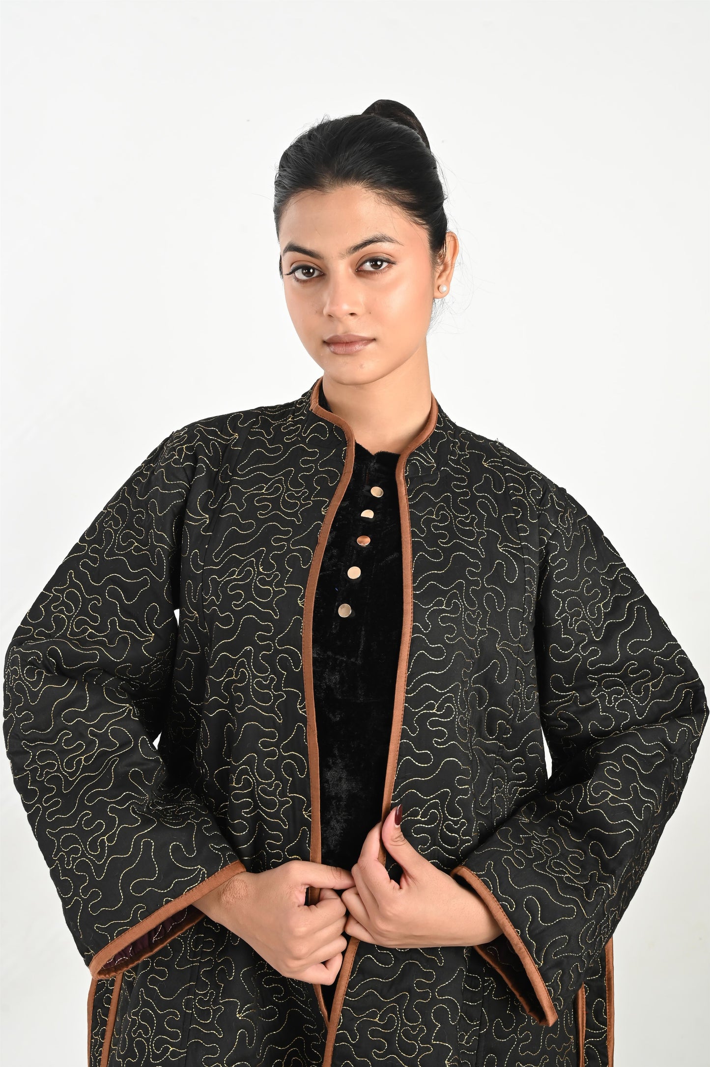 AGNI-VELVET KAFTAN AND JACKET SET-DELIVERY IN 7 TO 10 DAYS