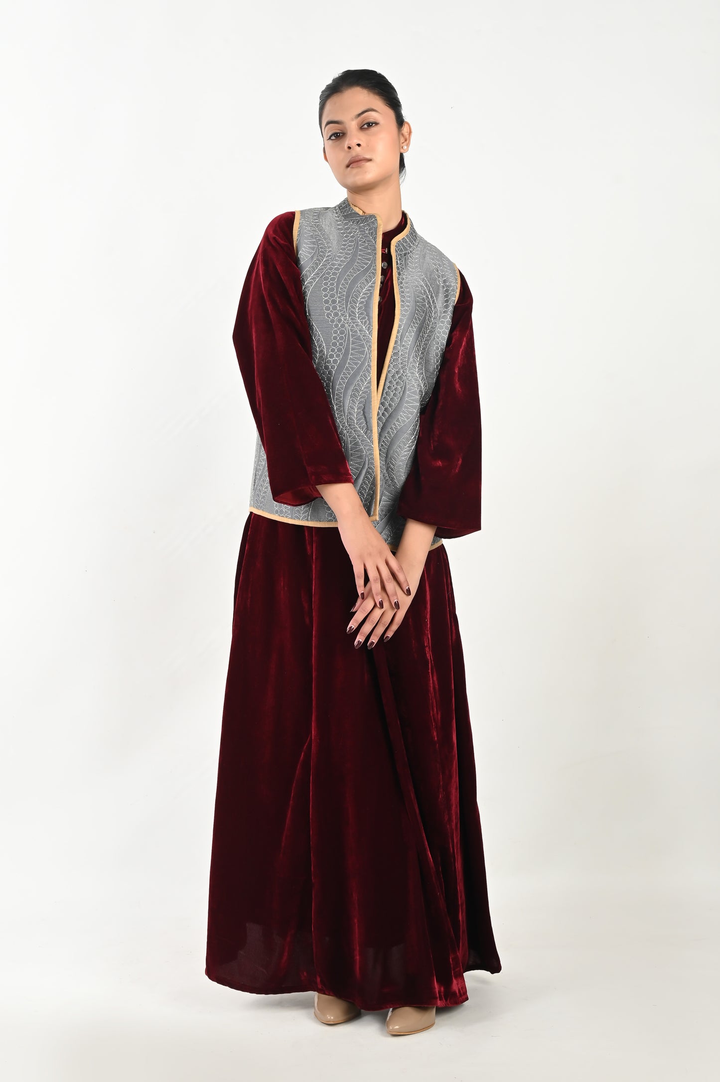DHARAA MAROON AND GREY-VELVET KAFTAN AND QUILTED EMBROIDERED JACKET SET-DELIVERY IN 7 TO 10 DAYS
