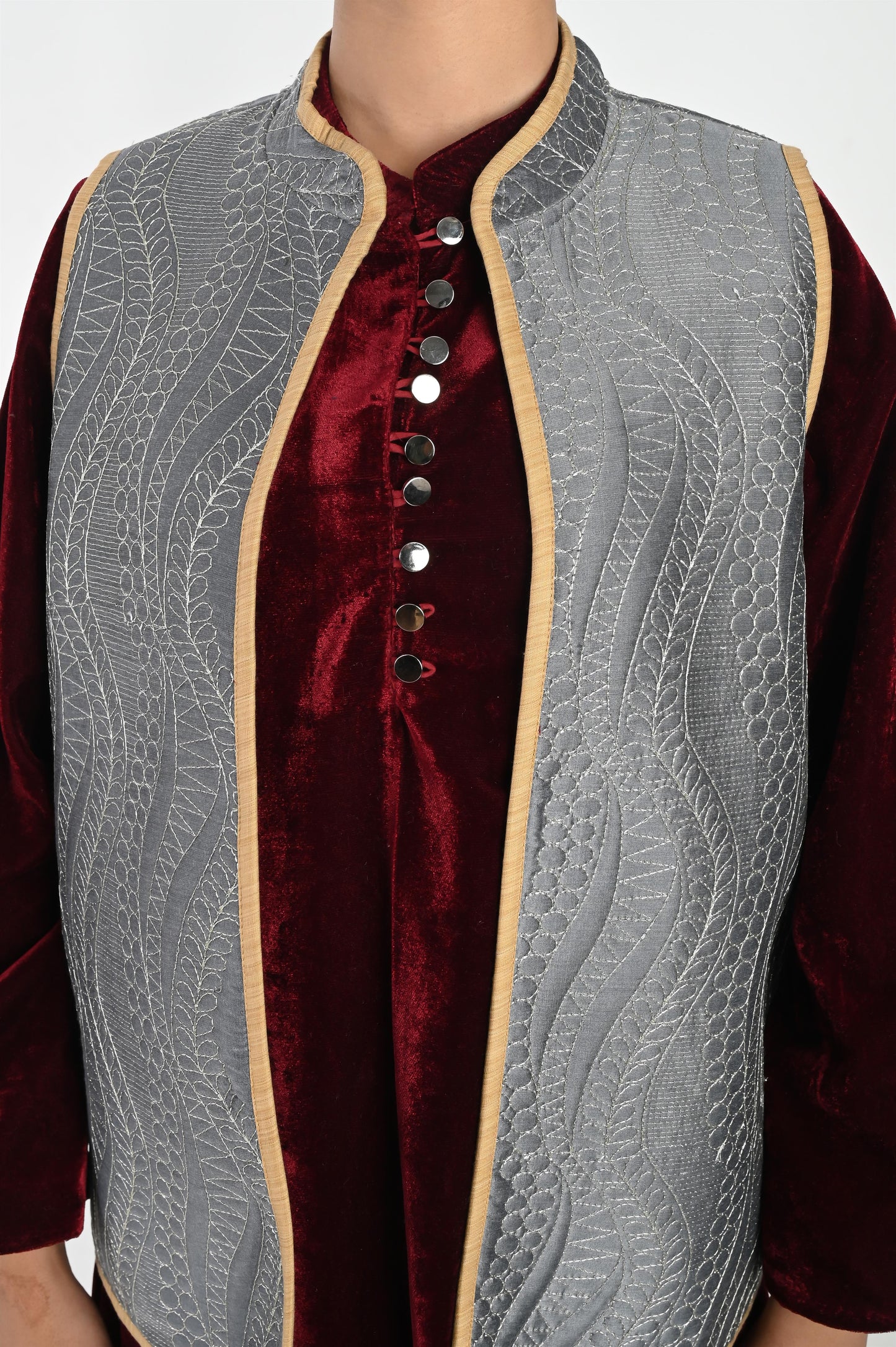 DHARAA MAROON AND GREY-VELVET KAFTAN AND QUILTED EMBROIDERED JACKET SET-DELIVERY IN 7 TO 10 DAYS