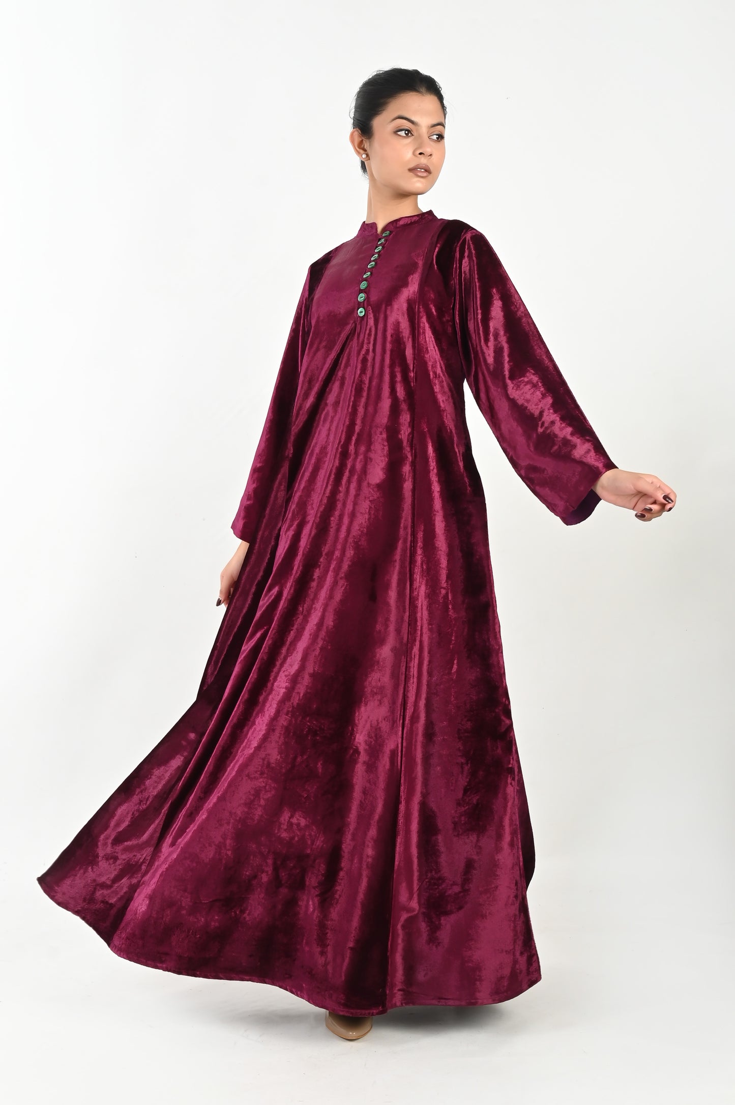 DHARAA MAROON AND GREEN-VELVET KAFTAN AND QUILTED EMBROIDERED JACKET SET-DELIVERY IN 7 TO 10 DAYS