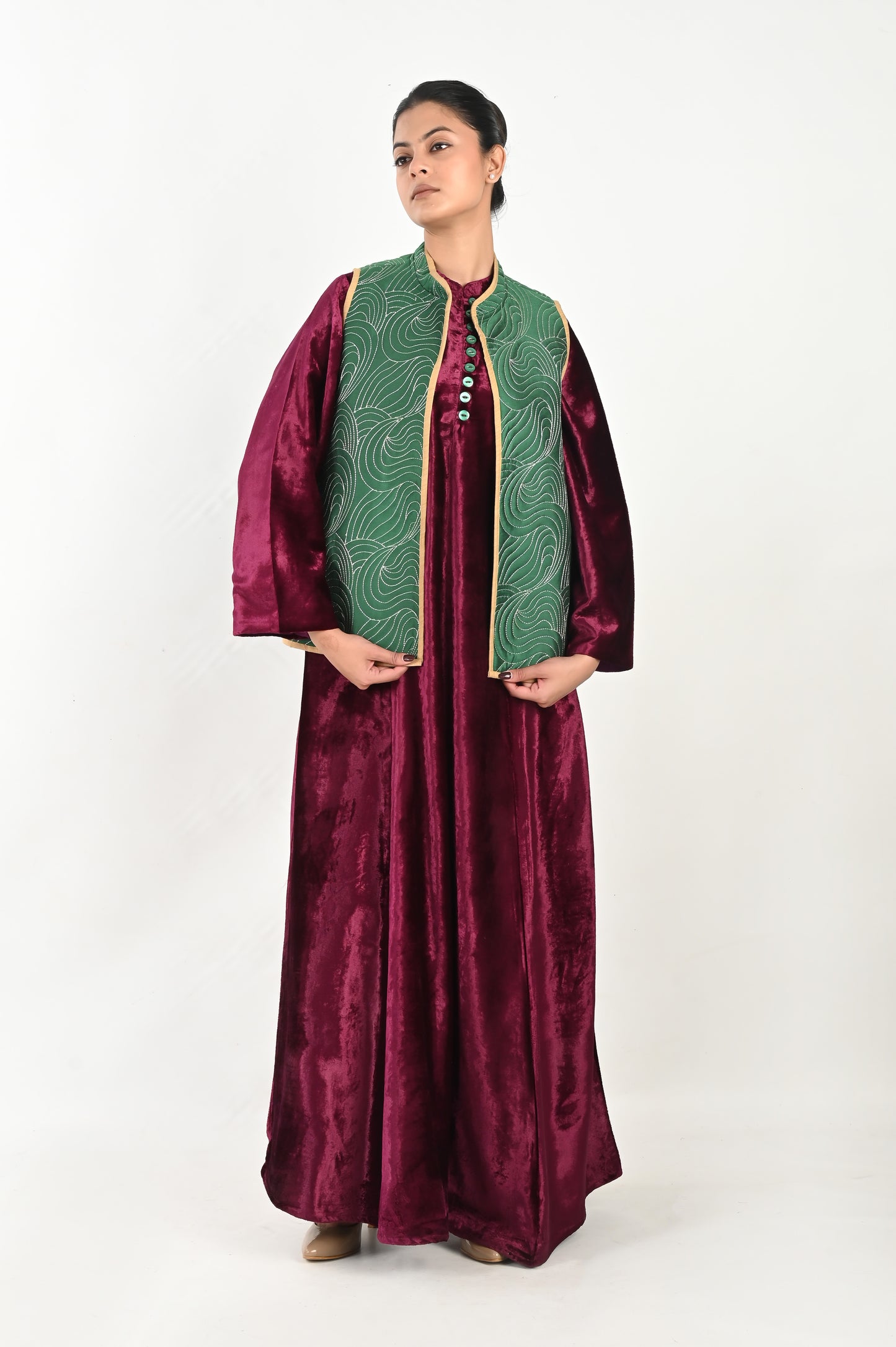 DHARAA MAROON AND GREEN-VELVET KAFTAN AND QUILTED EMBROIDERED JACKET SET-DELIVERY IN 7 TO 10 DAYS
