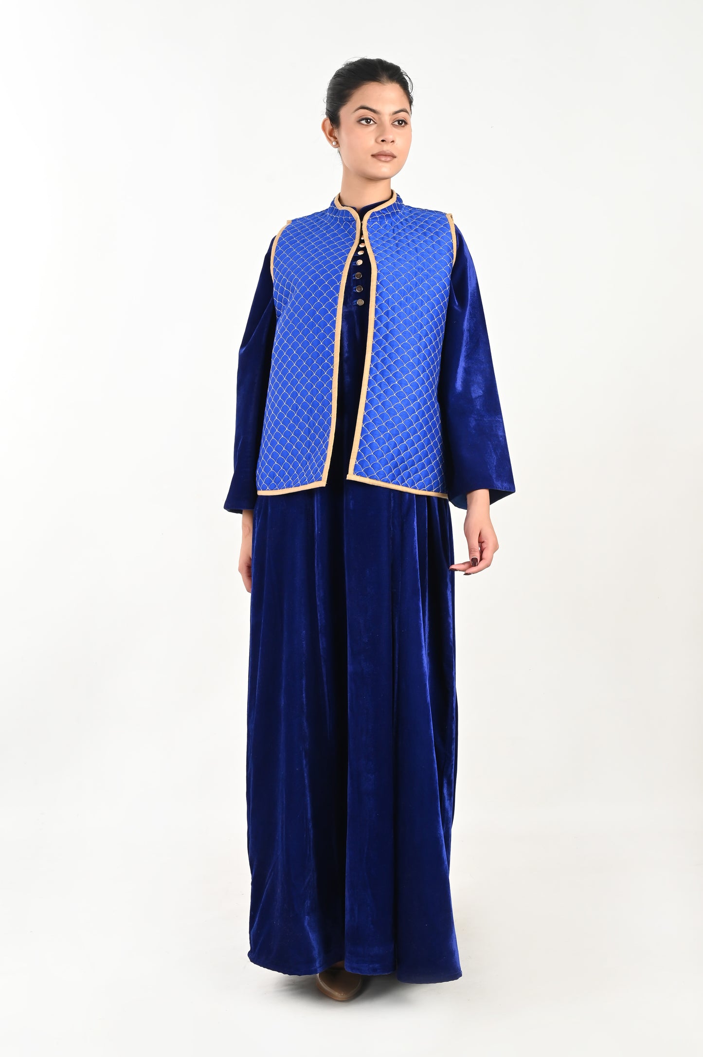 DHARAA BLUE-VELVET KAFTAN AND QUILTED EMBROIDERED JACKET SET-DELIVERY IN 7 TO 10 DAYS (Copy)