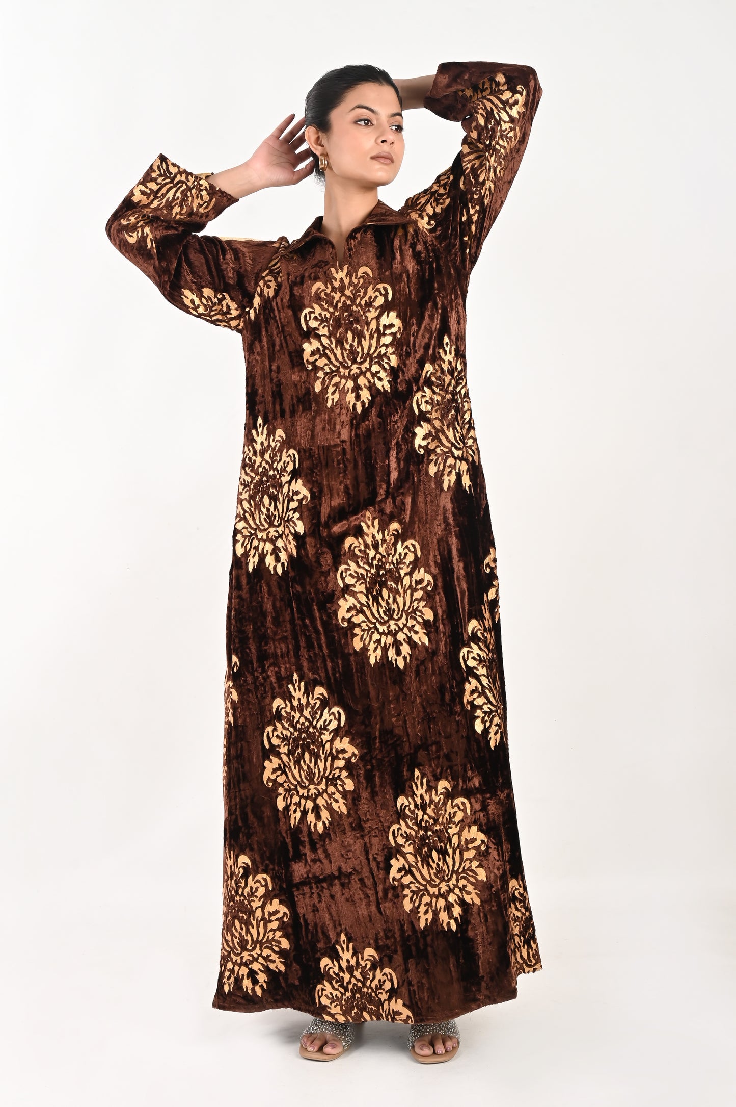 AGNEYA VELVET BROWN-DELIVERY IN 7 TO 10 DAYS