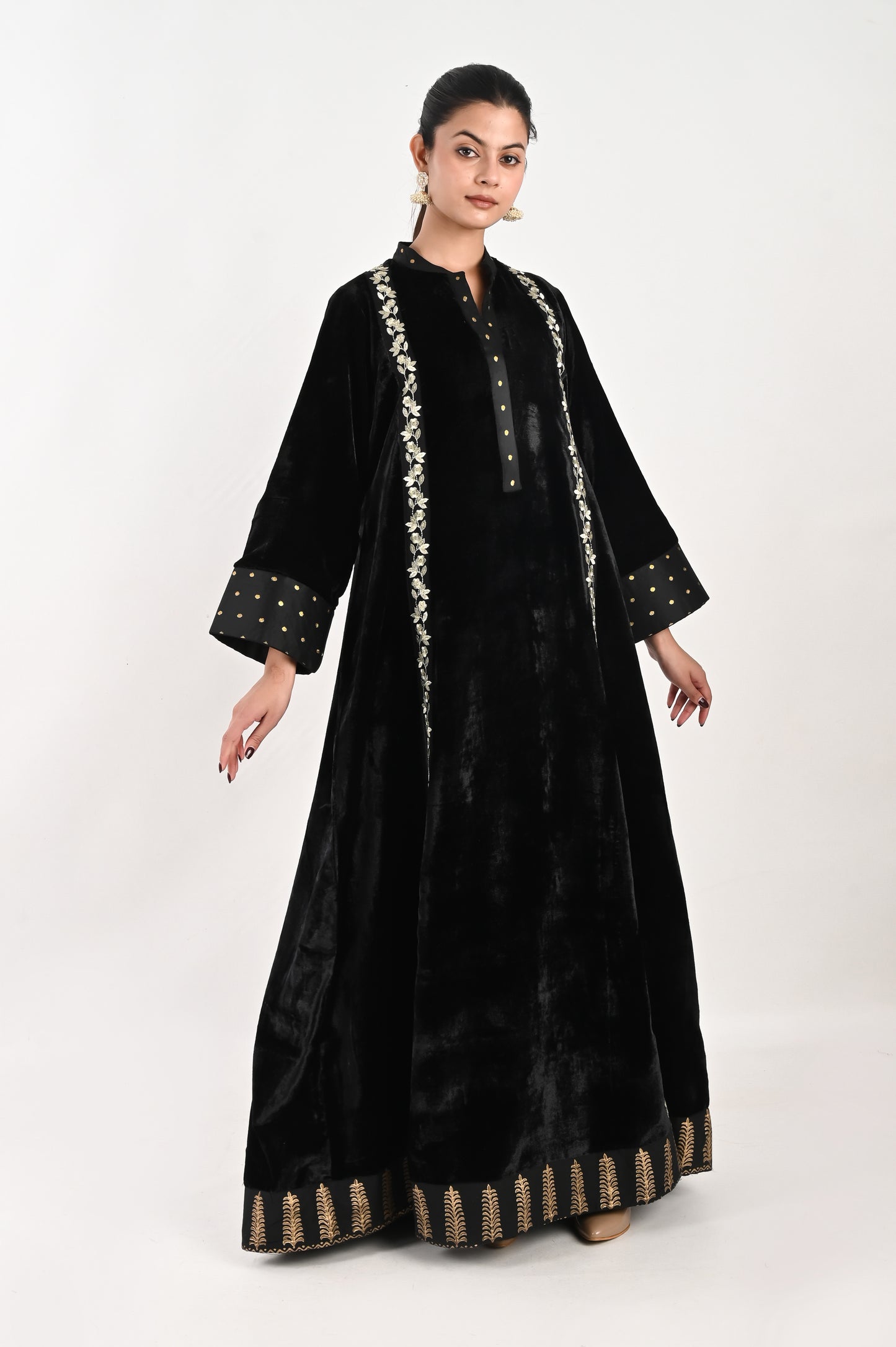 KAASHVI BLACK VELEVT KAFTAN
