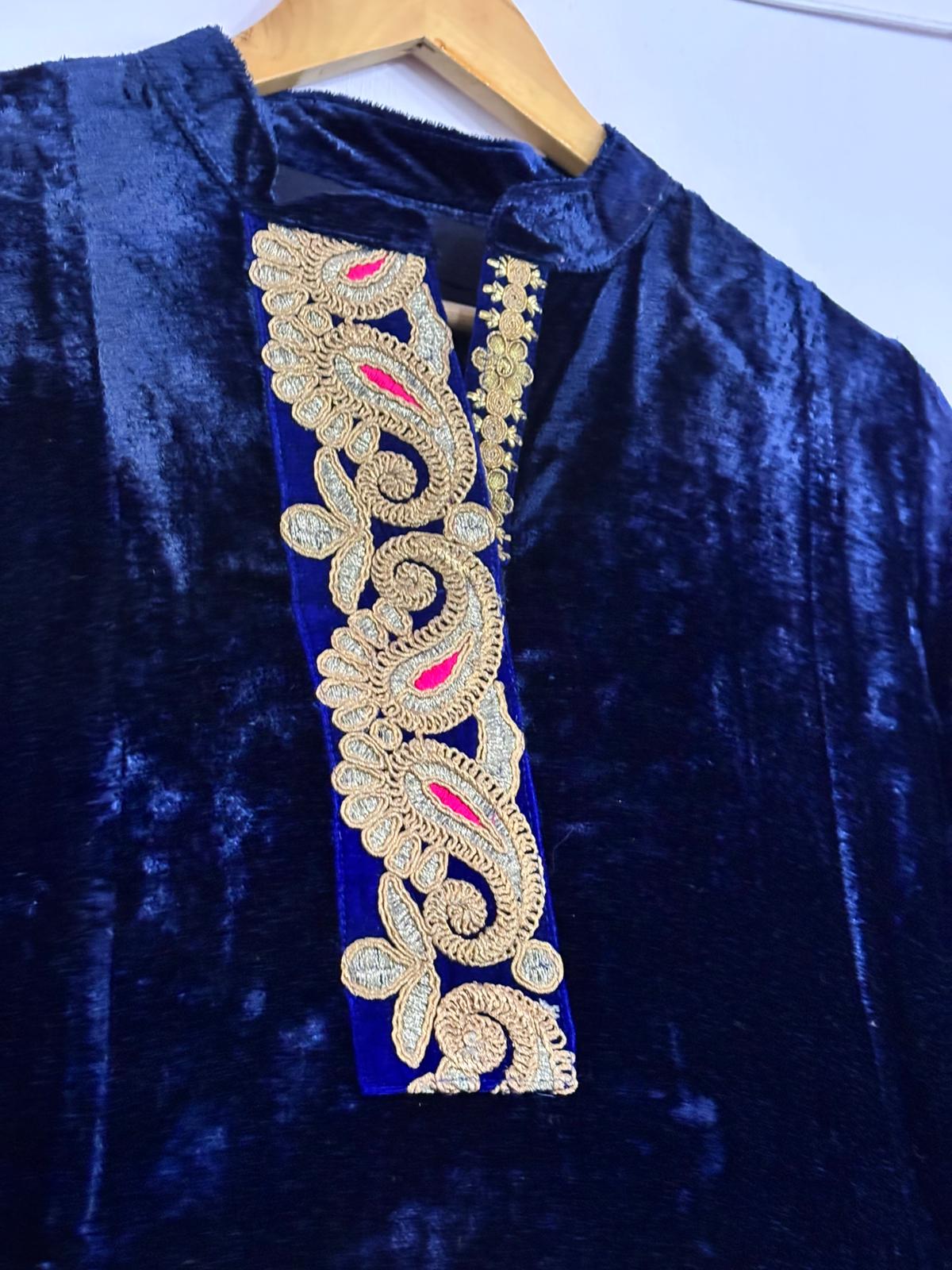 KAYA VELVET NAVY BLUE