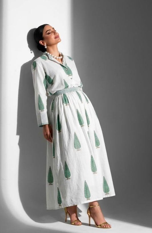 NAO  SKIRT AND SHIRT  -Delivery in 1 OR 2 DAYS